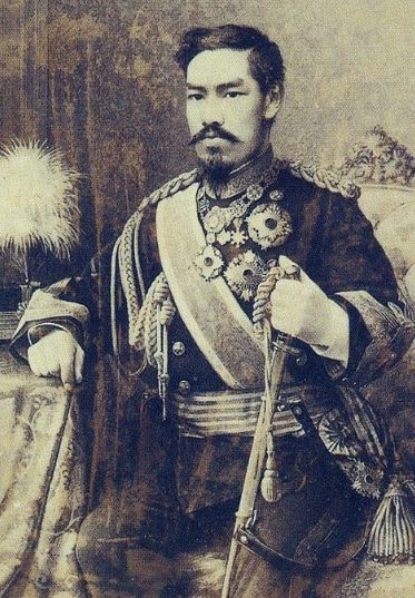 Retrato del Emperador Mutsuhito (1888). Desconocido | Wikimedia